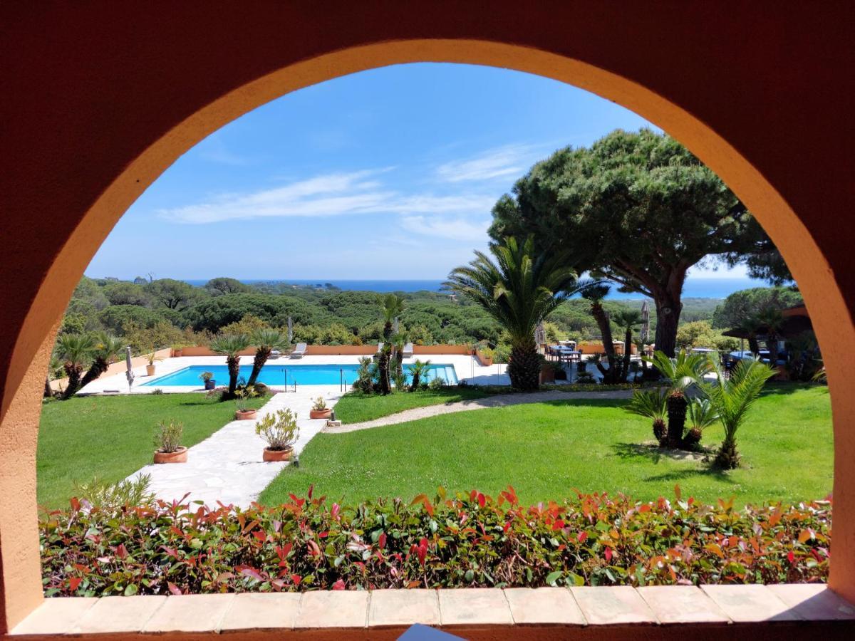 Hotel Les Bouis - Vue Mer Ramatuelle Eksteriør billede